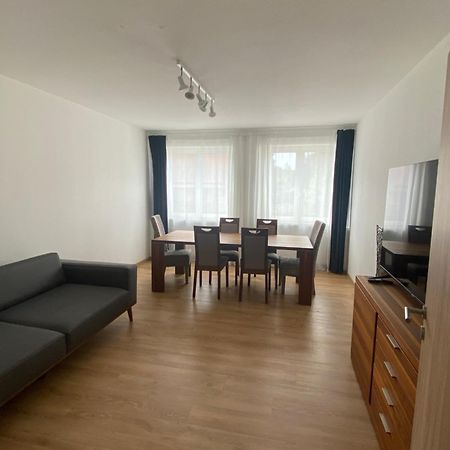 Ferienwohnung Feucht Eg Naturnah Parkplatz Wlan Esterno foto