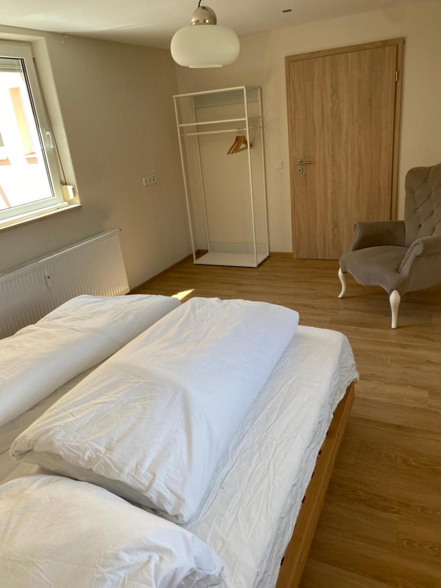Ferienwohnung Feucht Eg Naturnah Parkplatz Wlan Esterno foto